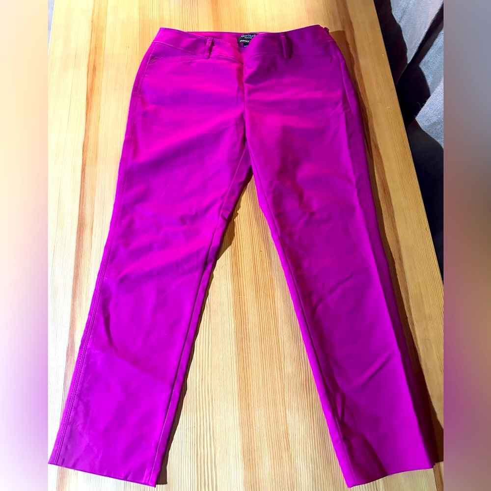 White House Black Market Vibrant Pink Trousers